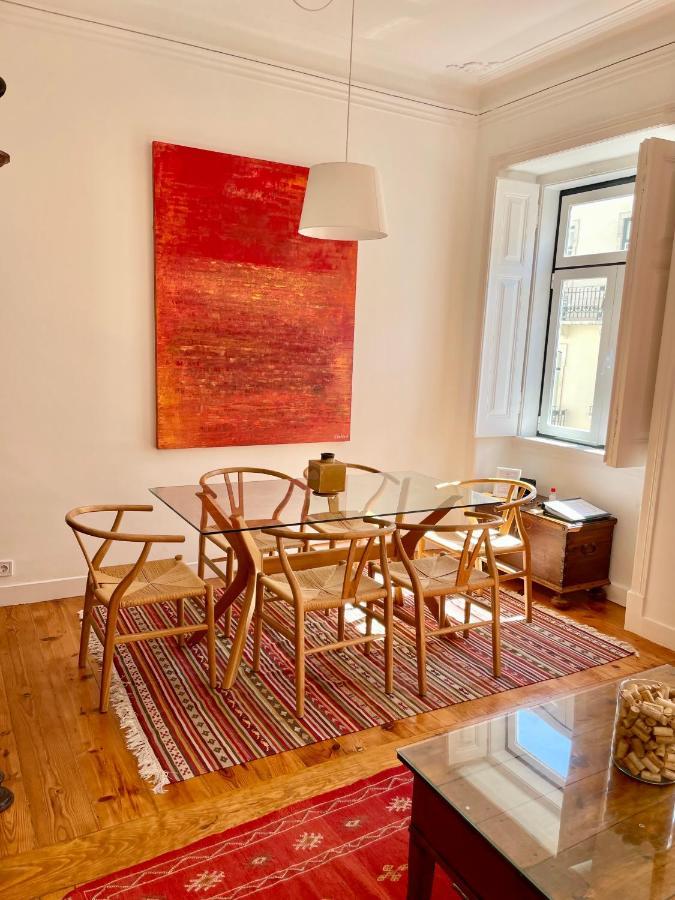 4 Bedroom Apartment On The City Center Lisbon Exterior photo