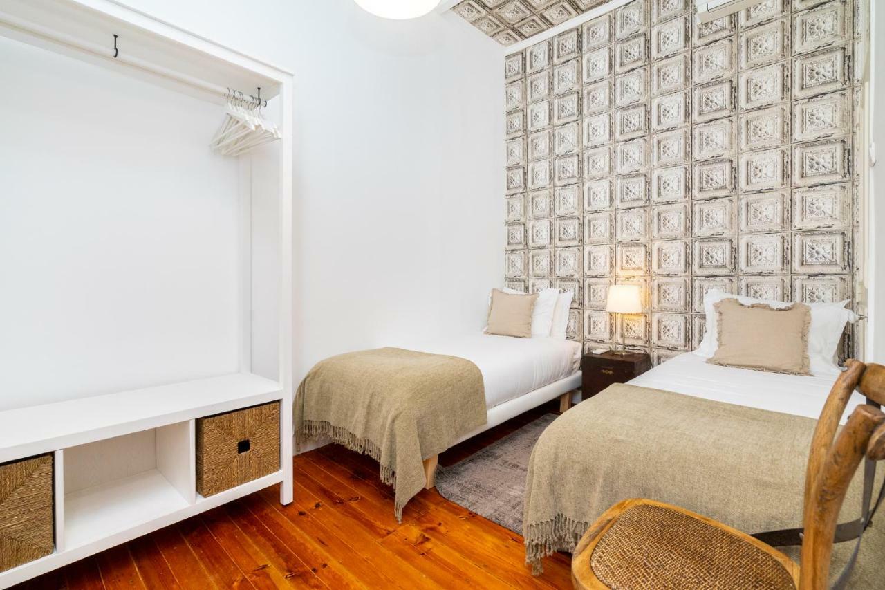 4 Bedroom Apartment On The City Center Lisbon Exterior photo